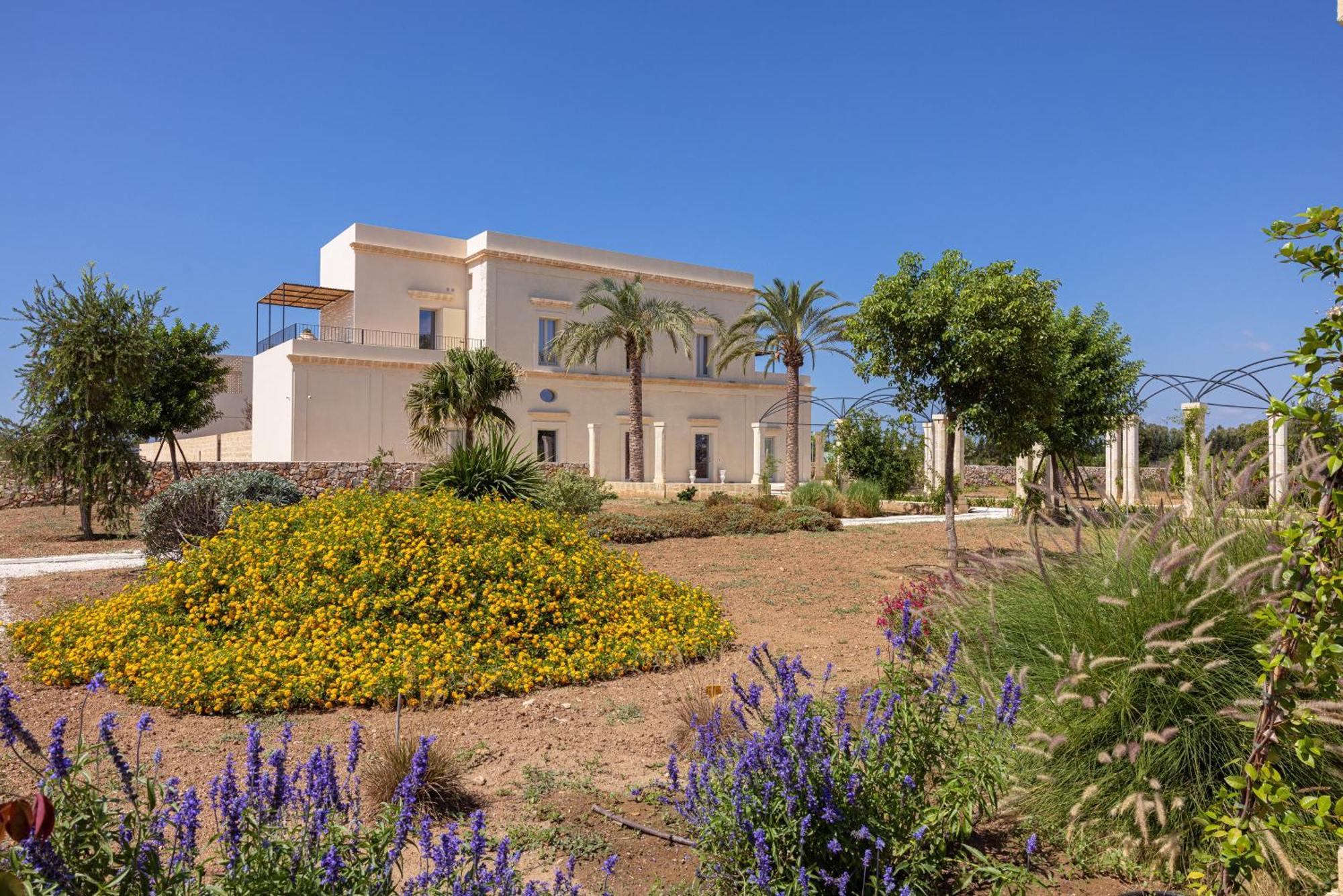 Il Giardino Grande - Dimora In Salento Bed & Breakfast Parabita